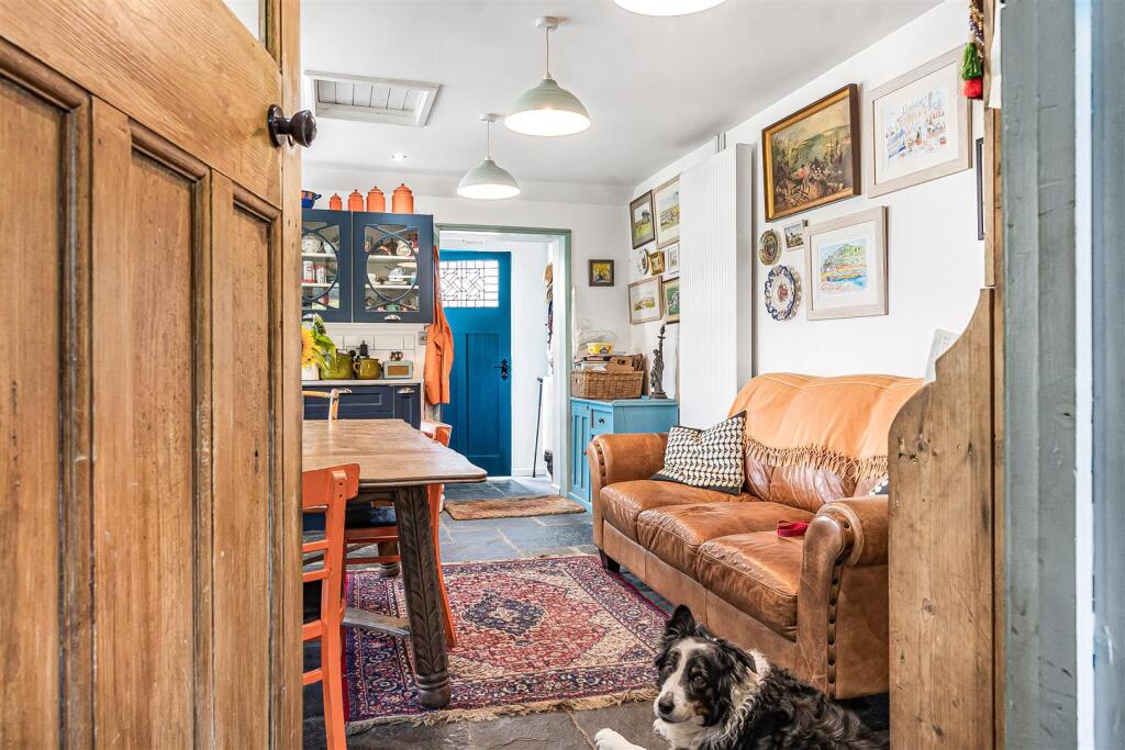 House in Plymouth - View 5