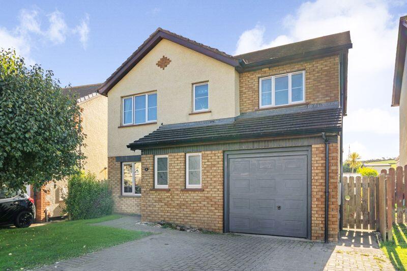 4-bed detached on 10 Erin Lane, Port Erin, IM9 6EF, £489,000