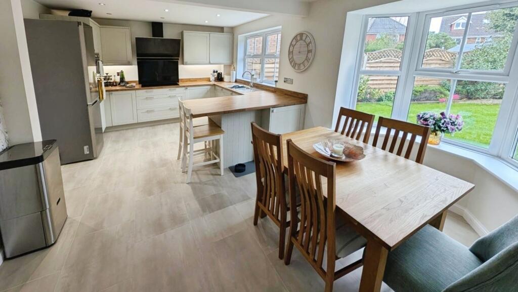 House in Yate, Ladden Garden Village - View 3