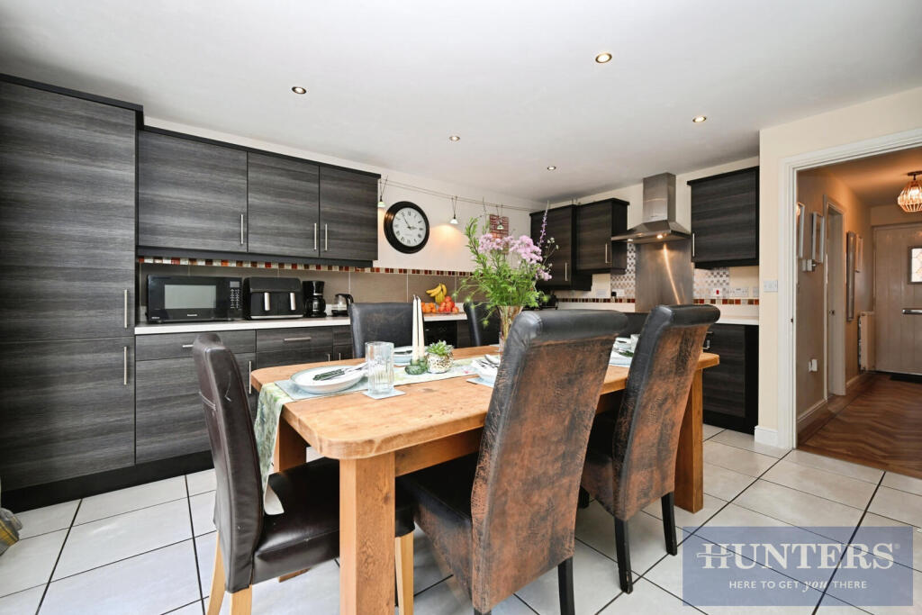 House in Leeds - View 4