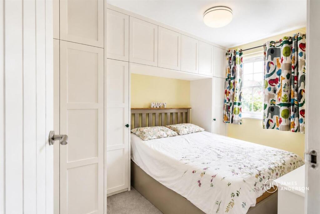House in London, Roehampton - View 5