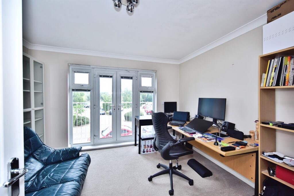 House in Tonbridge and Malling, East Malling and Larkfield - More