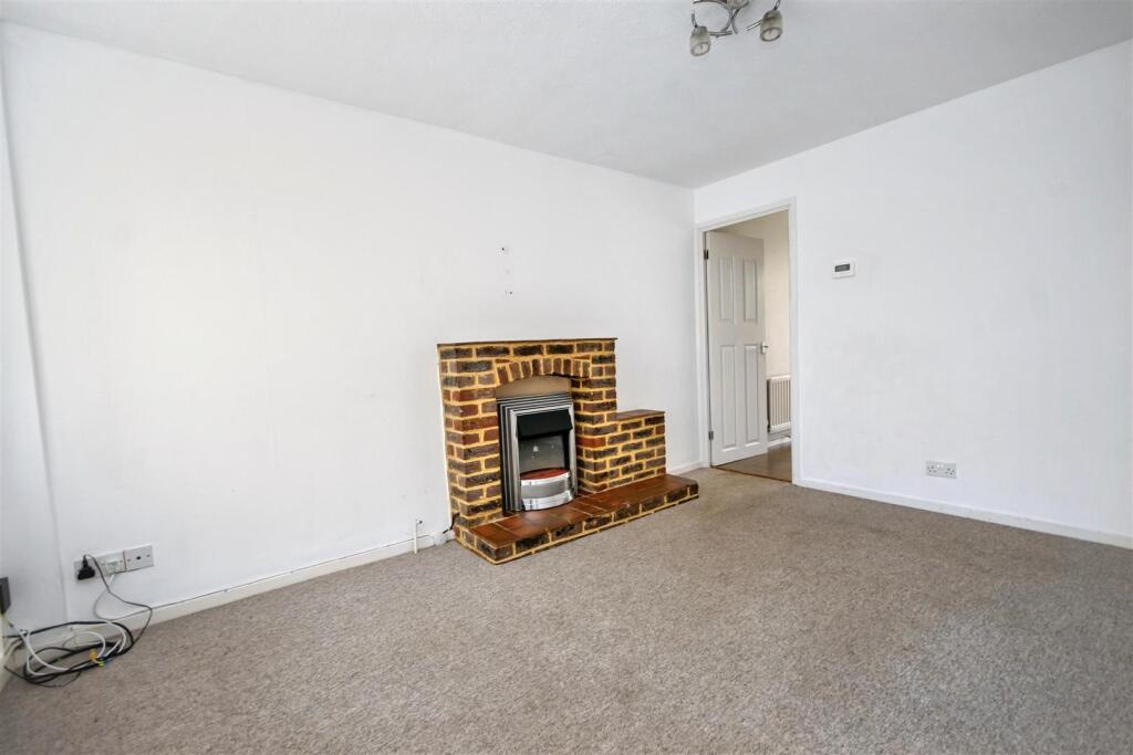 House in Eastbourne, East Sussex - View 2