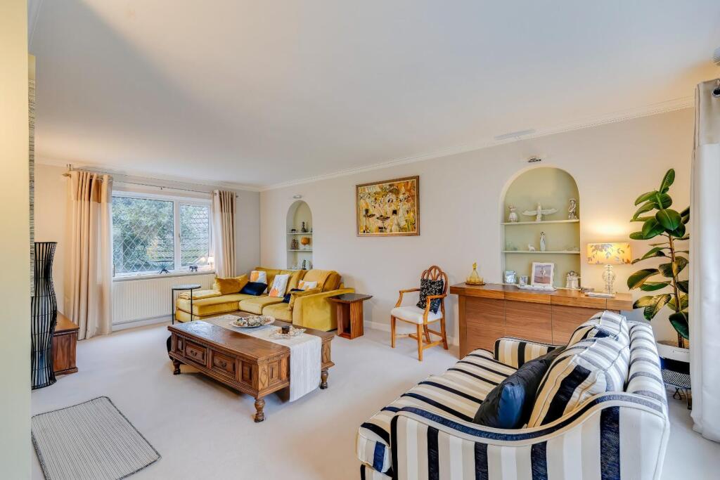 43 Highwalls Avenue, Dinas Powys, CF64 4AQ photo 3