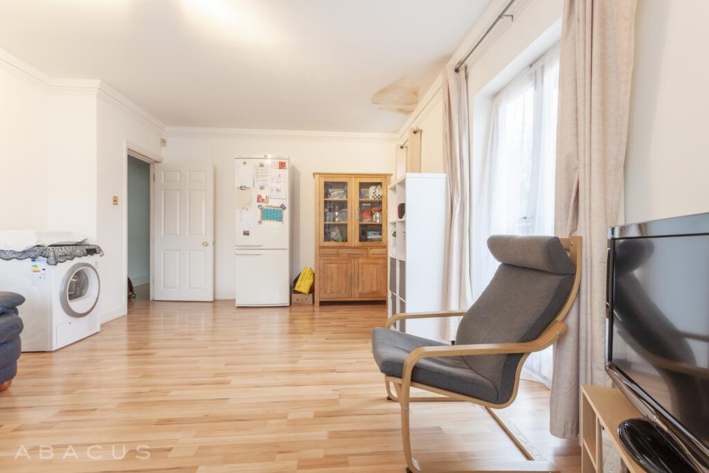 Apartment in Harrow - View 2