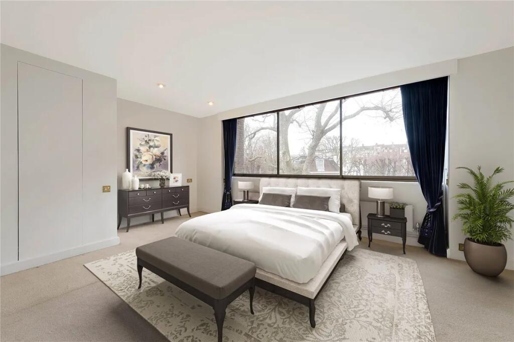 House in London - More