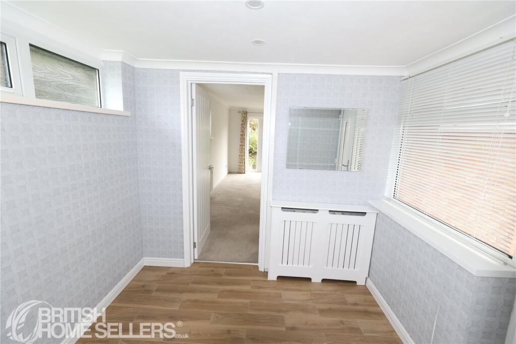 House in Laleston - View 3