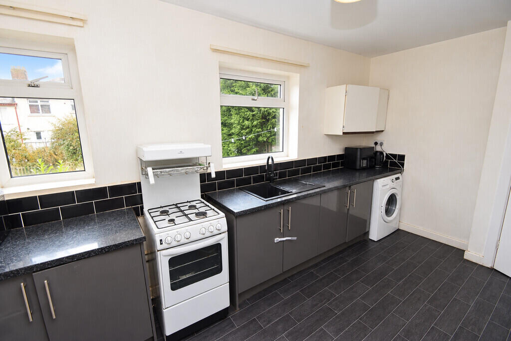 House in Bradford, Keighley - View 5
