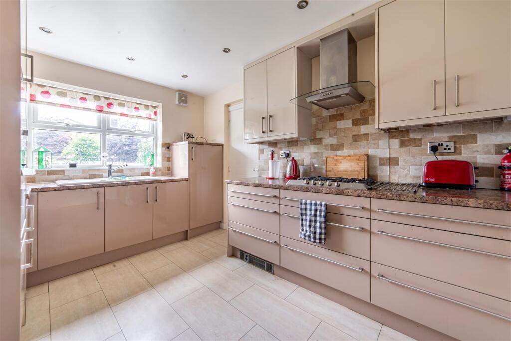 House in Newcastle upon Tyne - View 4