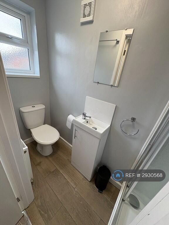 4 bedroom terraced house for rent