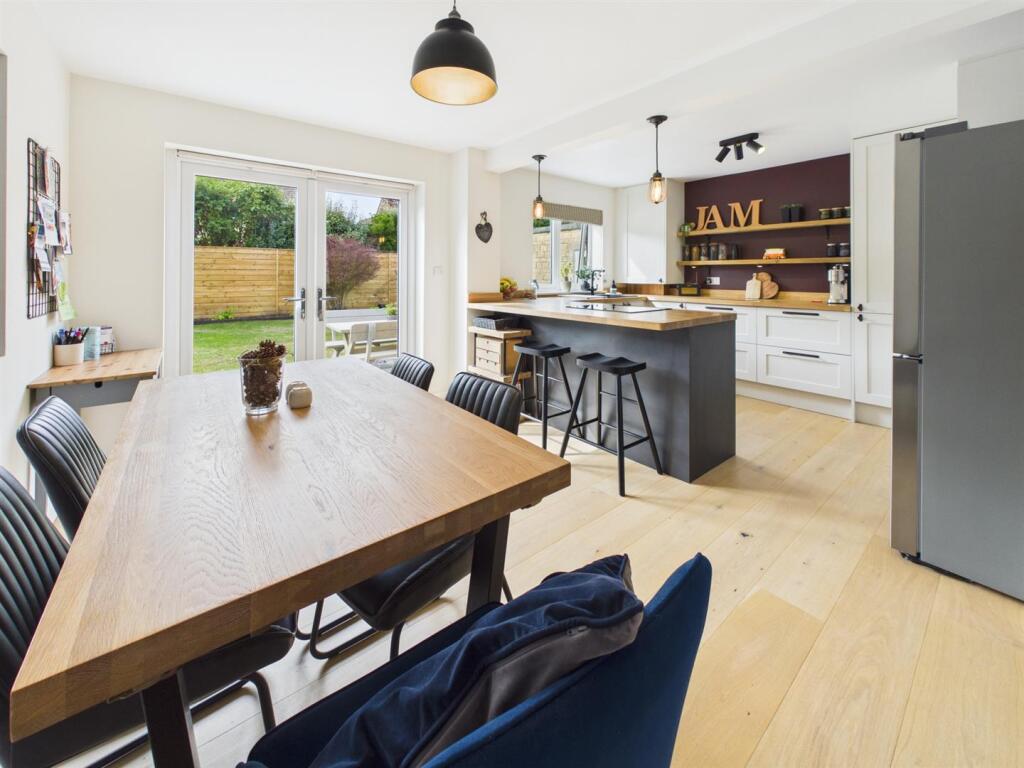House in Swindon - View 4
