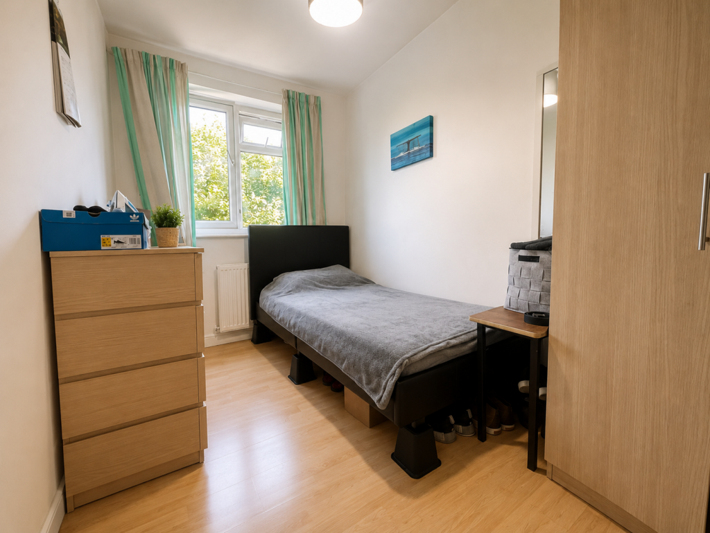 Apartment in London - View 5