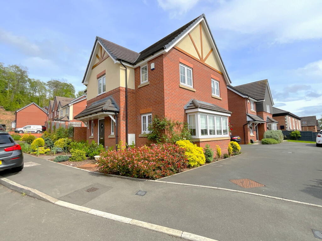 Main image of property: Haden Cross Drive, Cradley Heath, B64 7AX