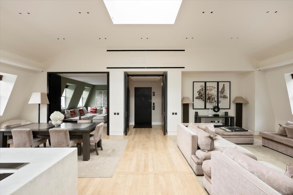 Apartment in London - View 5