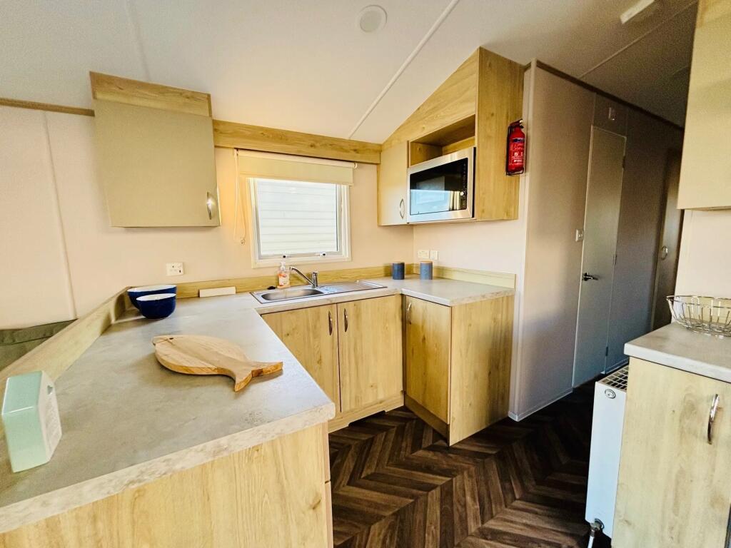 2020 Atlas Eden, Steeple Bay Holiday Park, Steeple, Southminster, Essex, CM0 7RS photo 5