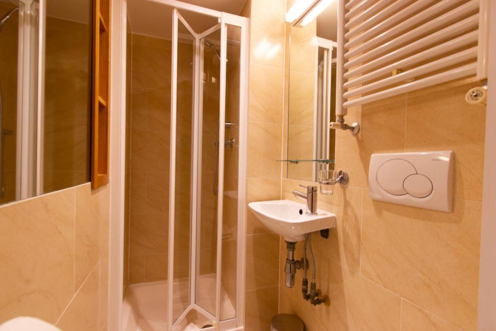 Apartment in London, St Pancras - View 3