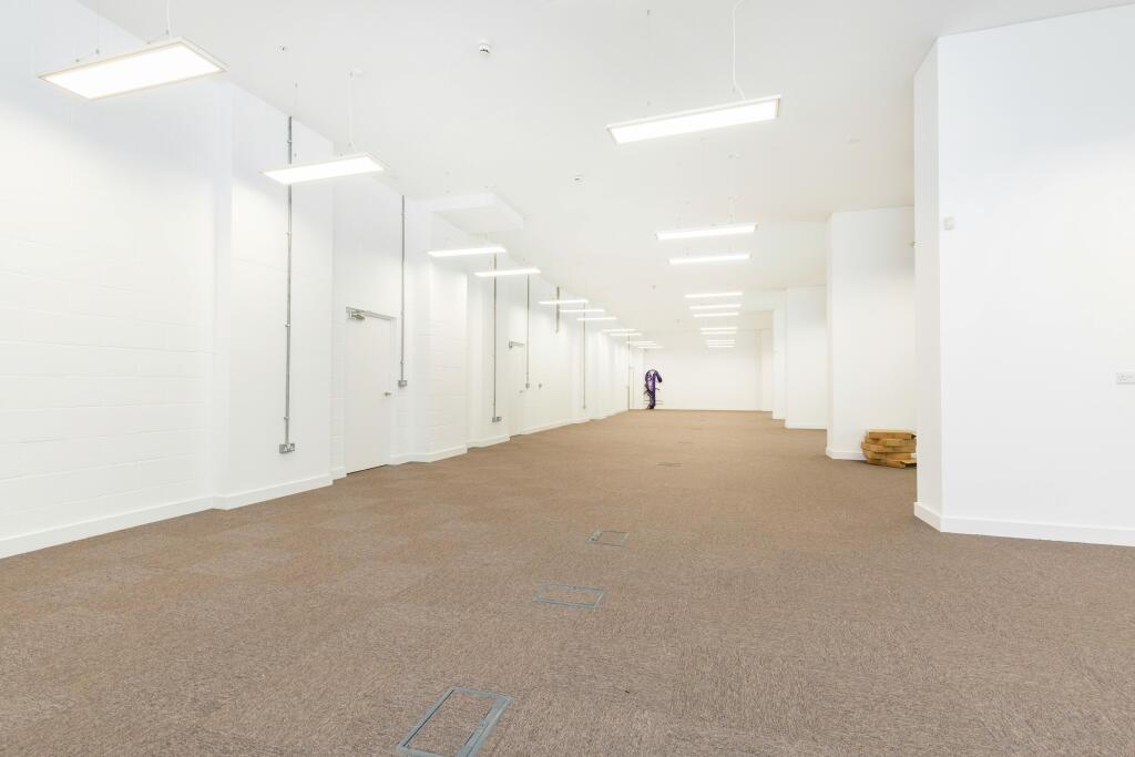 Units 14 River Gardens Walk 6.jpg