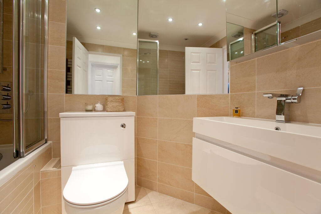 Apartment in London - View 4