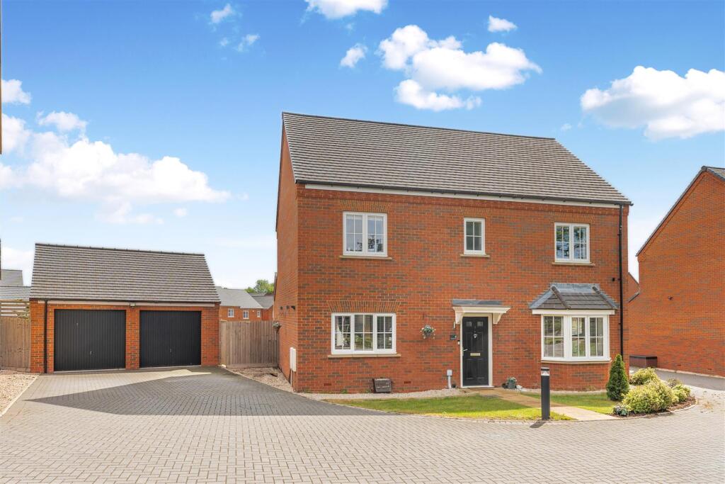 Main image of property: Thenford Way, Banbury