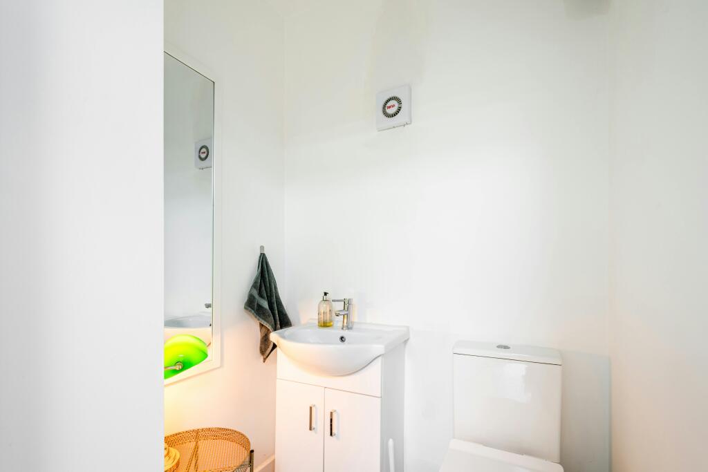 City Rd 213 12F  5.jpg