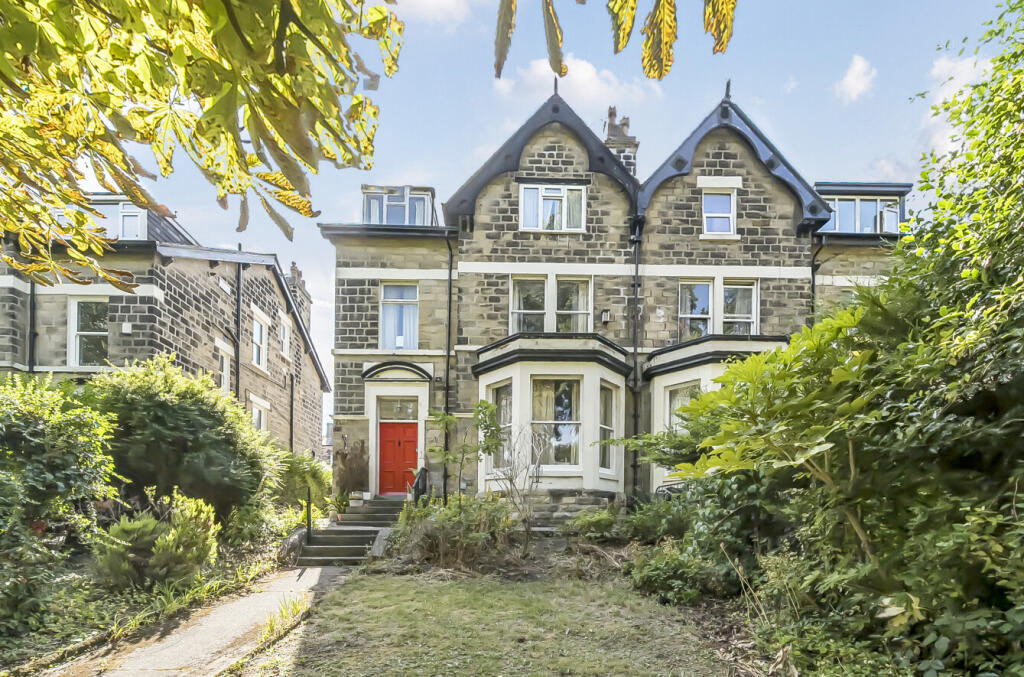 Main image of property: Oak Road, Potternewton, Leeds, LS7