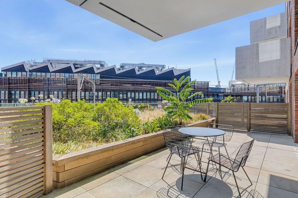Apartment in London - View 2