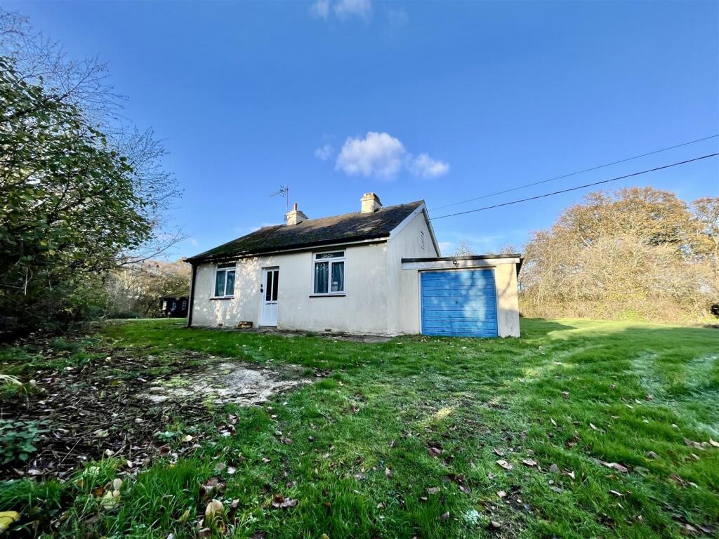 Main image of property: Maxfield Lane, Three Oaks, Hastings