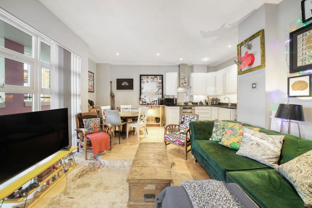 Main image of property: Drayton Park, London, N5