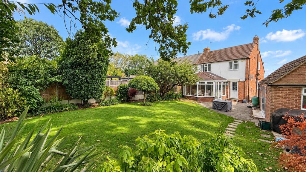 House in Enfield - View 2