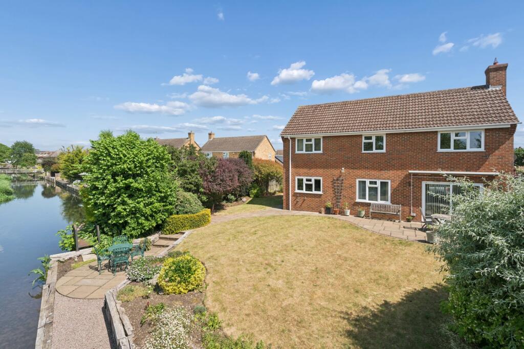Main image of property: Ivel Close, Langford, Biggleswade, SG18