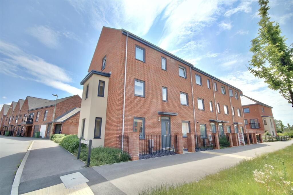 Main image of property: Tamworth Road, Waterlooville