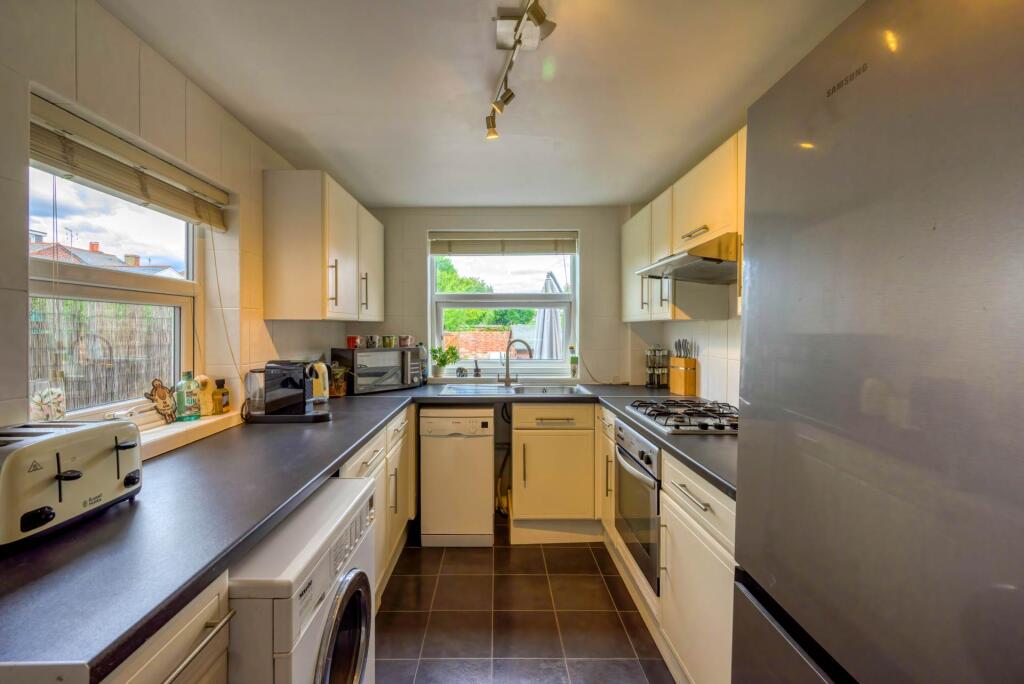 House in Reading - View 4