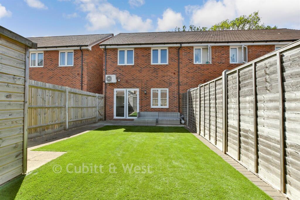 Moore Road, Crawley, West Sussex - View 2