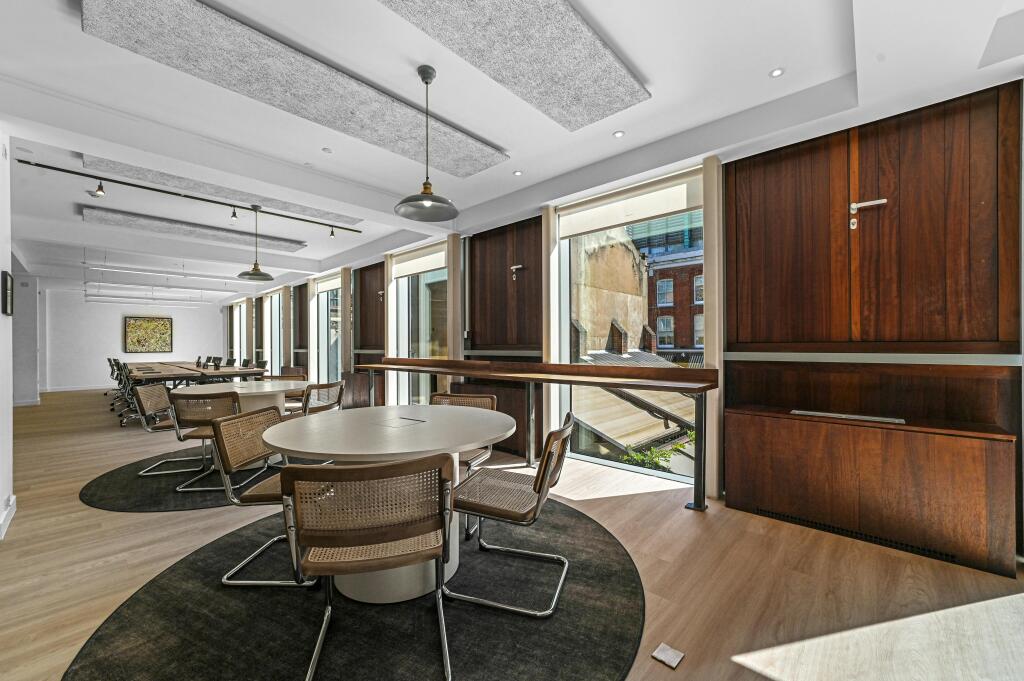 MD-BC-67-71ShoreditchHighStreet-35.JPG