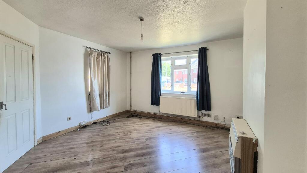 House in Milton Keynes - View 3
