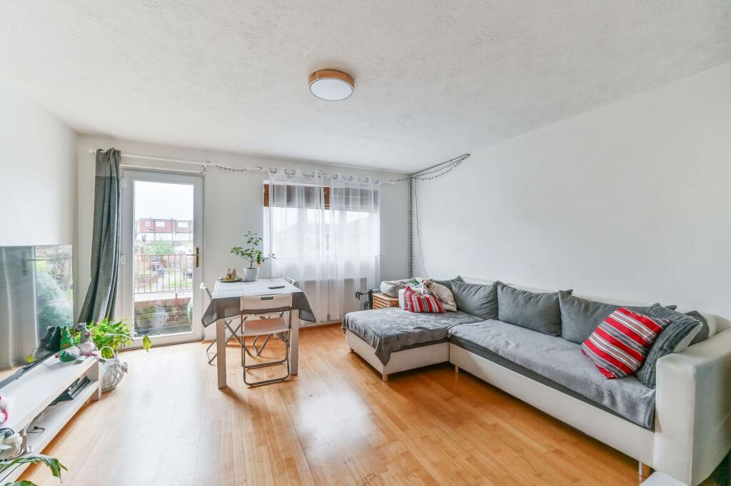 Lilian Road, Streatham Vale, London, SW16 - View 4