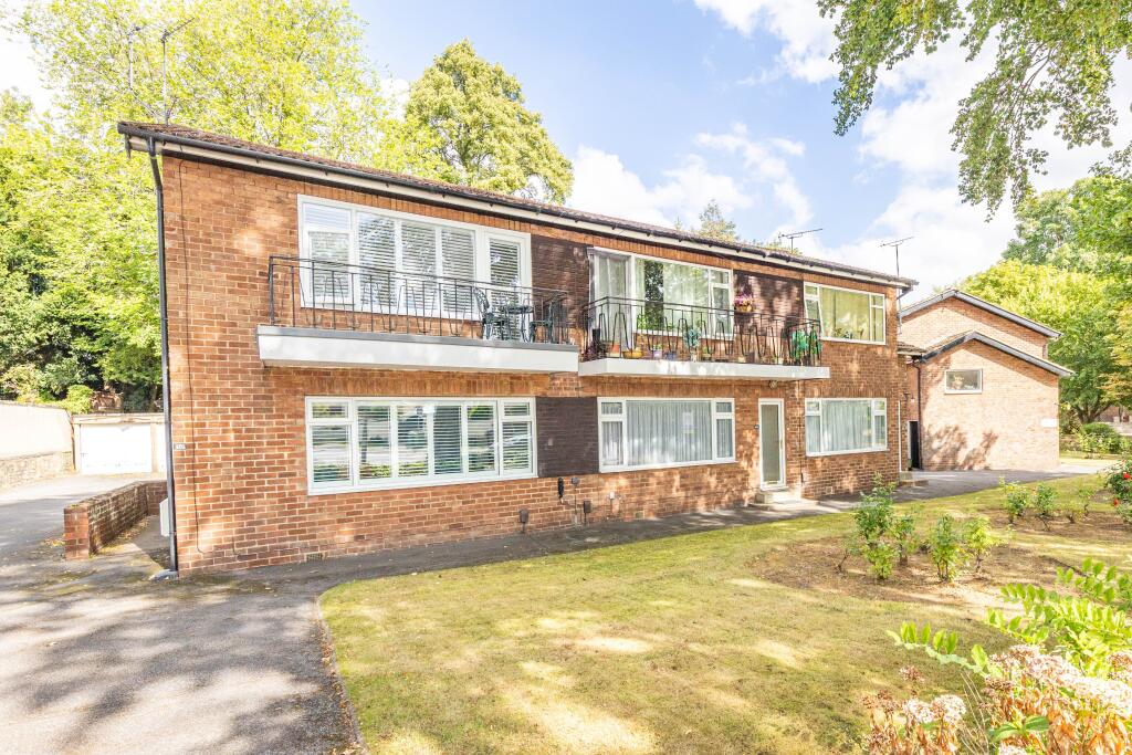 Main image of property: King Lane, Moortown, Leeds, LS17
