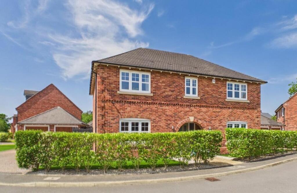 4-bed detached on Poppyfields Meadow, Allestree, Derby, £685,000