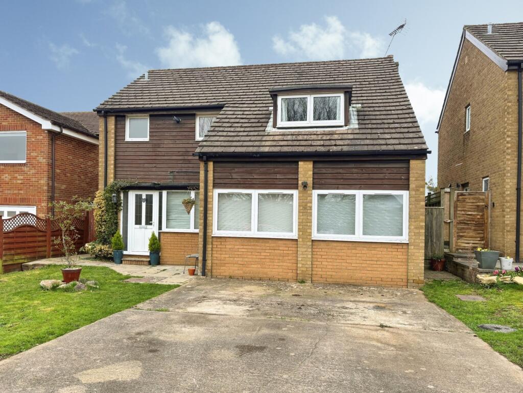 5-bed detached on Pembridge Close, Charlton Kings, Cheltenham, £725,000