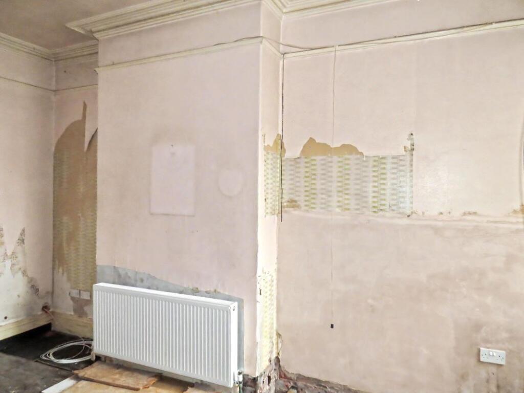 House in Blackpool, North Shore - More