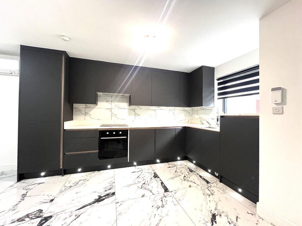 2 bedroom house for rent
