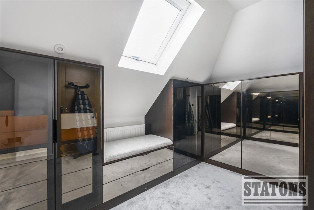 Additional image 25 of Upland Drive, Brookmans Park, Hatfield, Hertfordshire, AL9