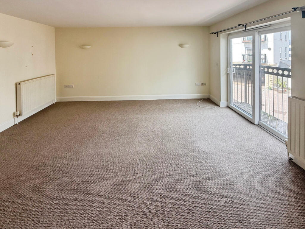 Apartment in Plymouth - View 5