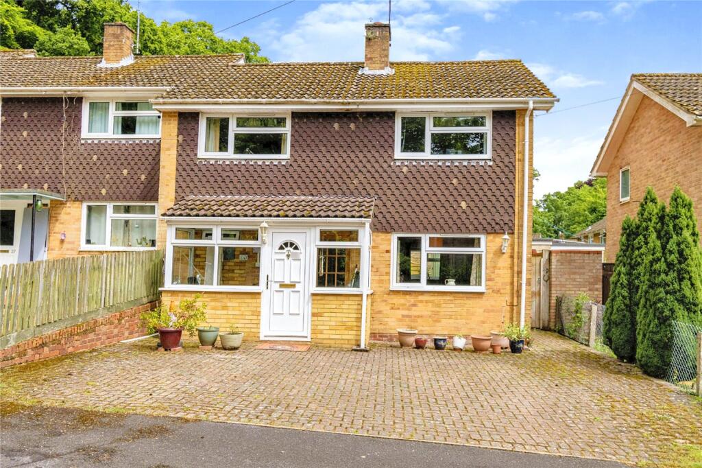 Main image of property: Garden Close, Lyndhurst, Hampshire, SO43