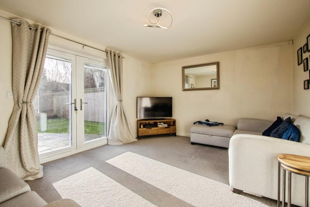 Bank Row, Hemsworth, Pontefract, West Yorkshire, WF9 photo 3