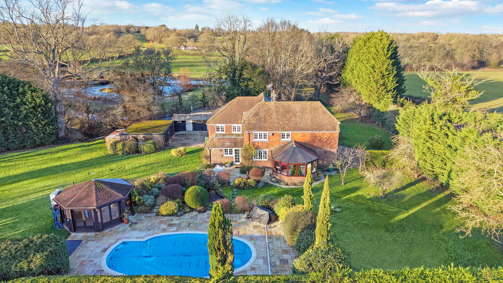 Main image of property: Faygate Lane, Horsham