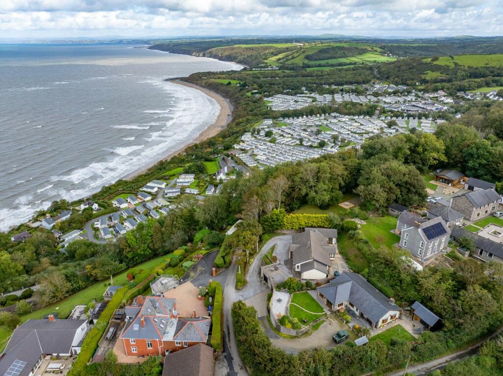 4-bed bungalow on Penrhiw Pistyll Lane, New Quay, SA45, £495,000