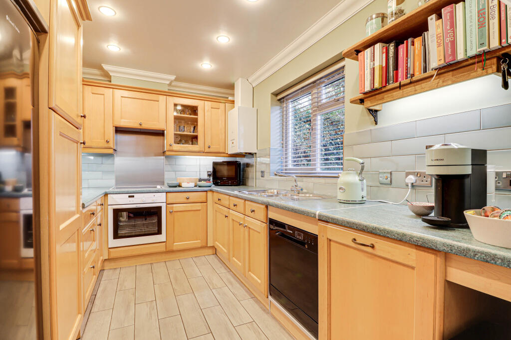 Malms Close, Kensworth, Dunstable, LU6 photo 4