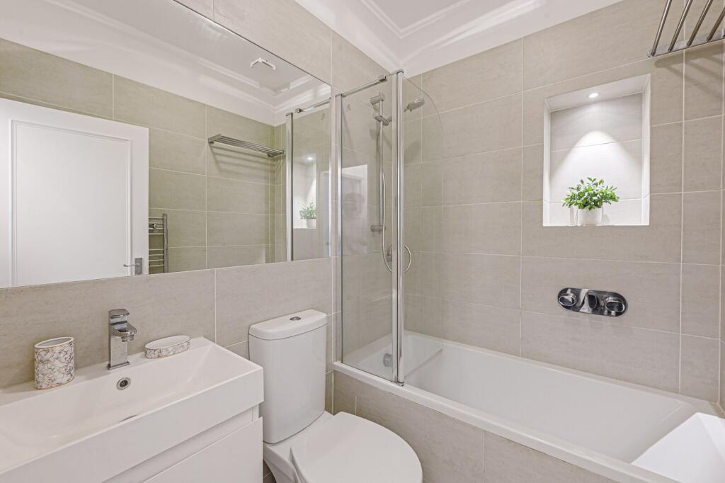 Apartment in London - View 4