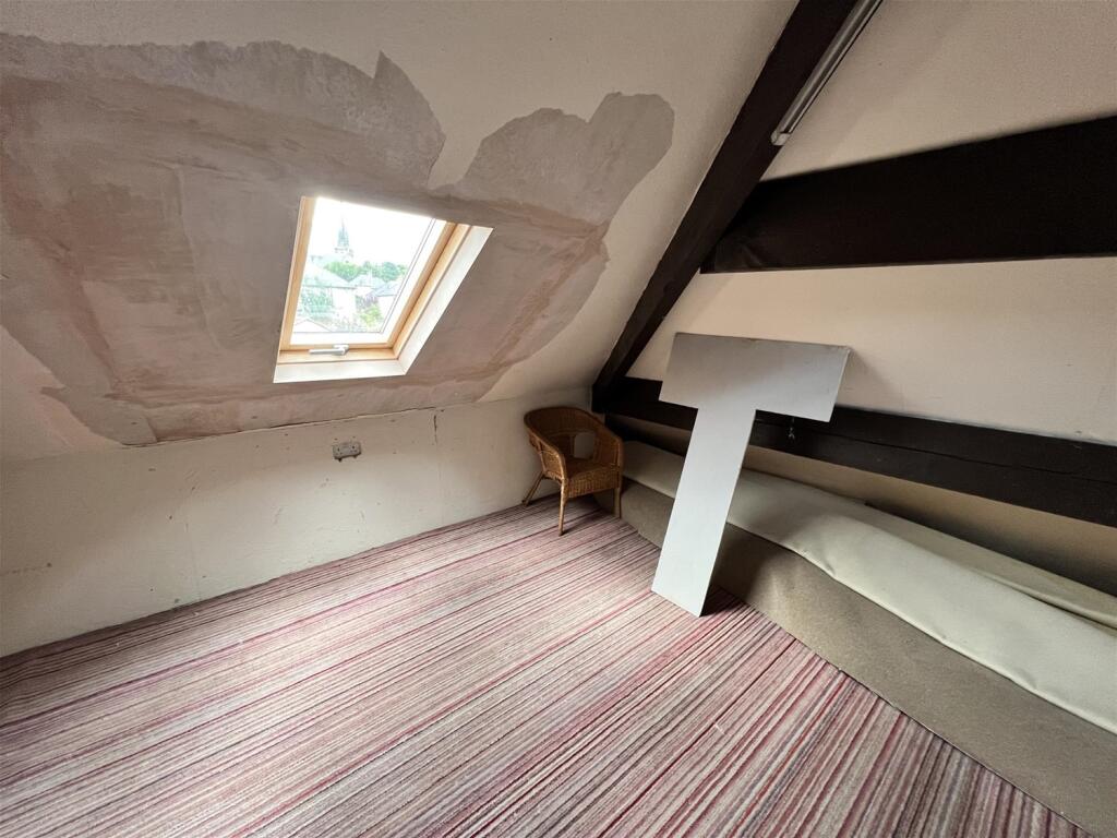 Additional image 12 of Vacant Unit, Wyke, West Yorkshire